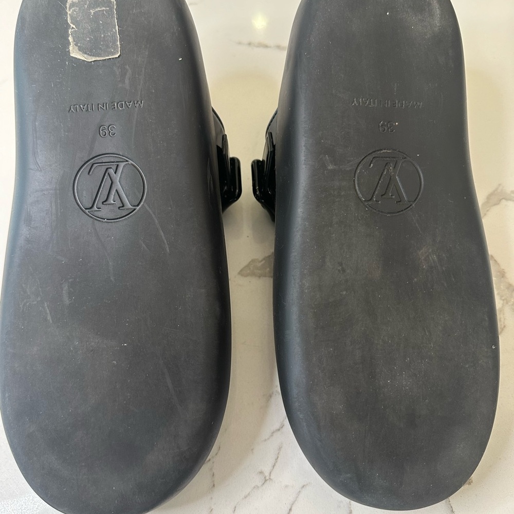 Louis Vuitton Sunbath Flat Mules in Brown Monogram Canvas & Black Rubber - Picture 9 of 9